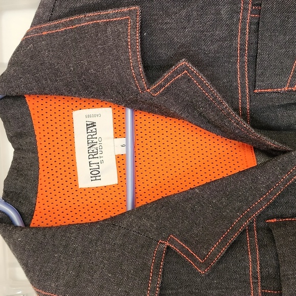 Holt Renfrew Studio Denim Trenchcoat. Size 6. - Picture 2 of 3